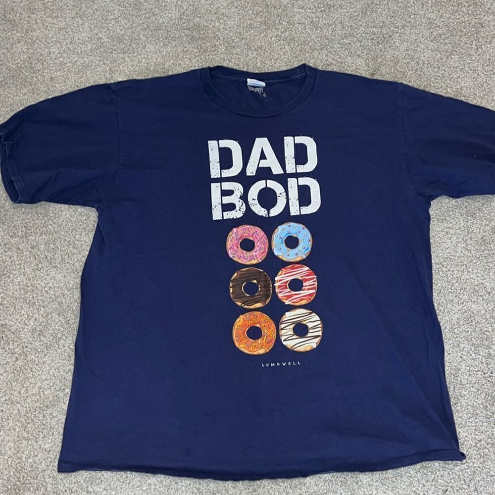 Blue w/ donuts Lumowrll Dad Bod T-Shirt Funny Christmas Holidays XL Krispy Kreme